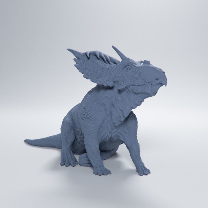 Kosmoceratops sitting - Dino and Dog Miniatures