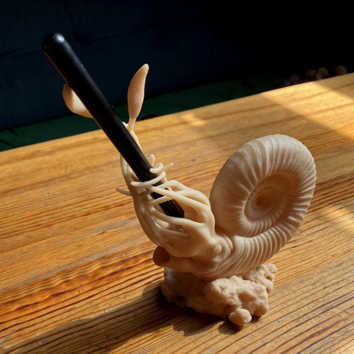 Ammonite pen holder - UNPAINTED - Dino and Dog Miniatures