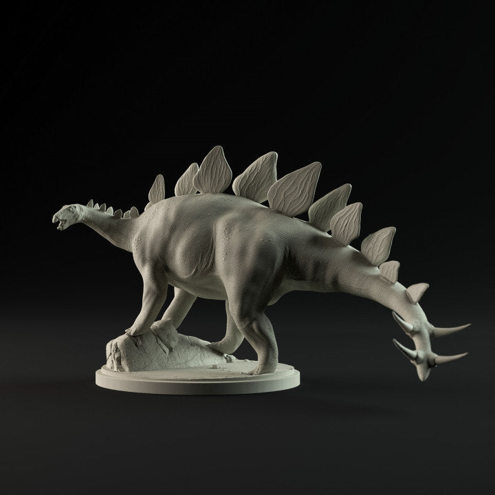 Stegosaurus Looking - UNPAINTED - Dino and Dog Miniatures