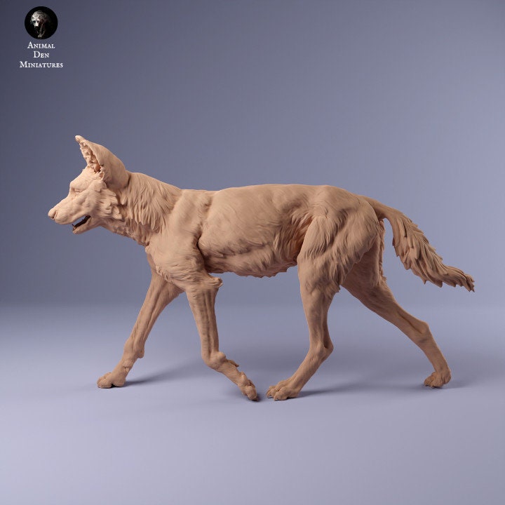 African Wild Dog - UNPAINTED - Animal Den Miniatures