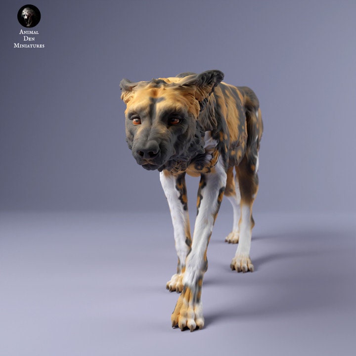 African Wild Dog Sneaking - UNPAINTED - Animal Den Miniatures