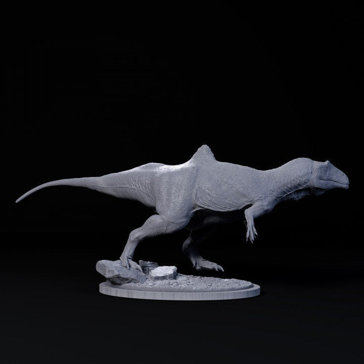 Concavenator chasing - UNPAINTED - Dino and Dog Miniatures