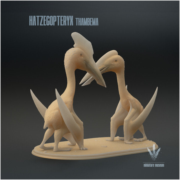 Hatzegopteryx thambema : Displaying Couple - UNPAINTED - Miniature Museum