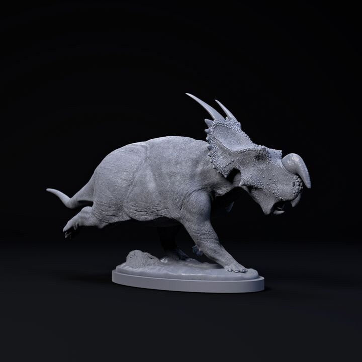 Einiosaurus Running - UNPAINTED - Dino and Dog Miniatures