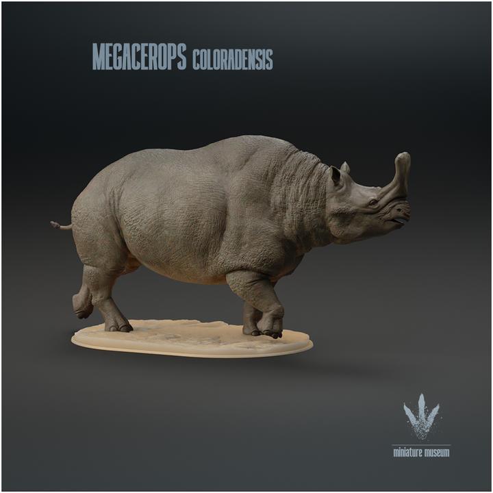 Megacerops coloradensis : Walking - UNPAINTED - Miniature Museum