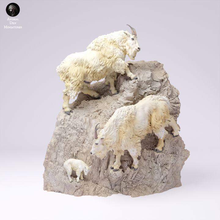 Rocky Mountain Goats Cliff - UNPAINTED - Animal Den Miniatures