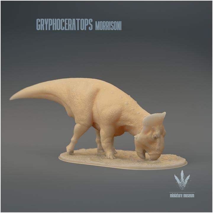 Gryphoceratops morrisoni : Foraging - UNPAINTED - Miniature Museum