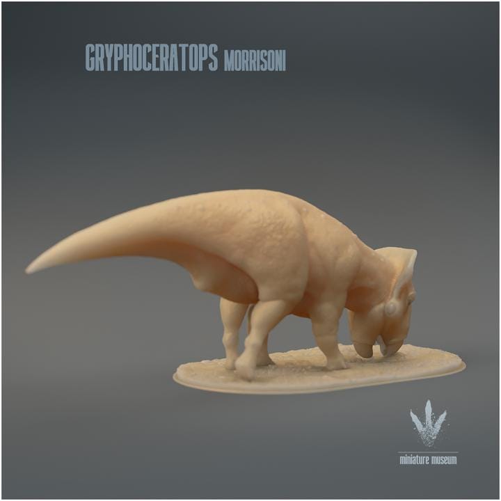 Gryphoceratops morrisoni : Foraging - UNPAINTED - Miniature Museum