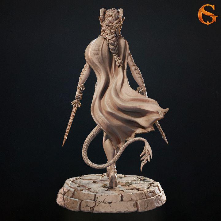 Kerata, Female Tiefling Thief - UNPAINTED - SolGood Creations
