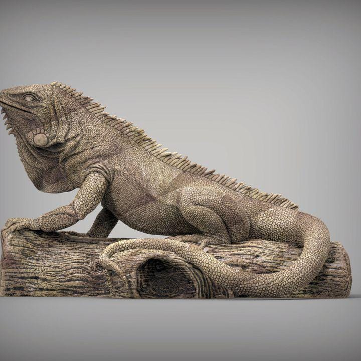 Iguana on log - UNPAINTED - Alexander3dart