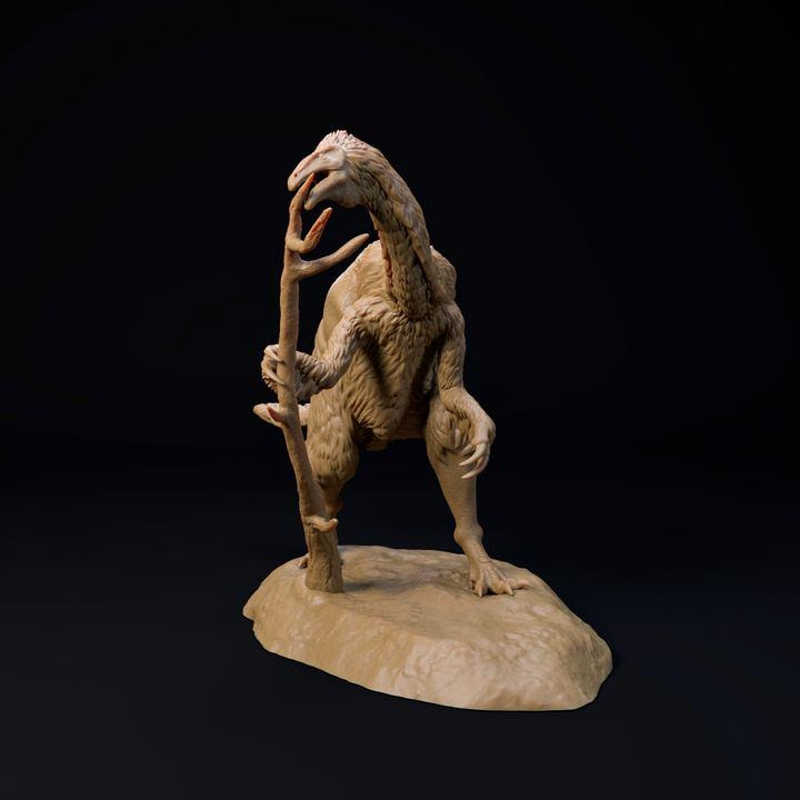 Duonychus tsogtbaatari eating - UNPAINTED 3D Resin Figure - Dino and Dog Miniatures