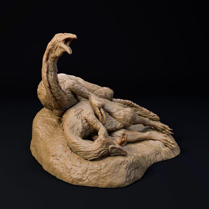Duonychus tsogtbaatari resting - UNPAINTED - Dino and Dog Miniatures