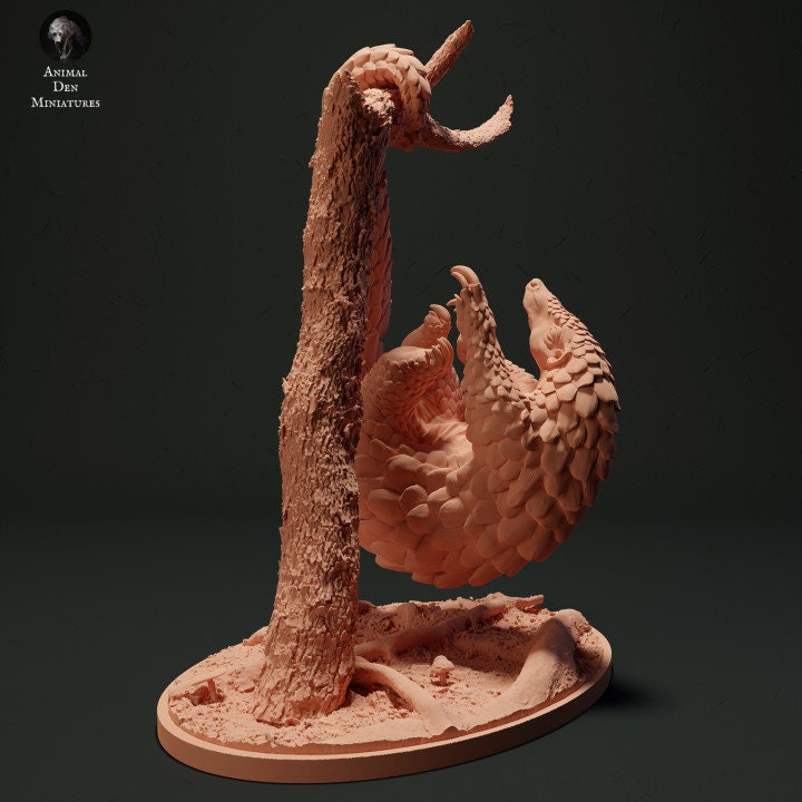 Sunda Pangolin Hanging - UNPAINTED - Animal Den Miniatures