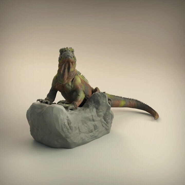 Iguana - Animal Den Miniatures