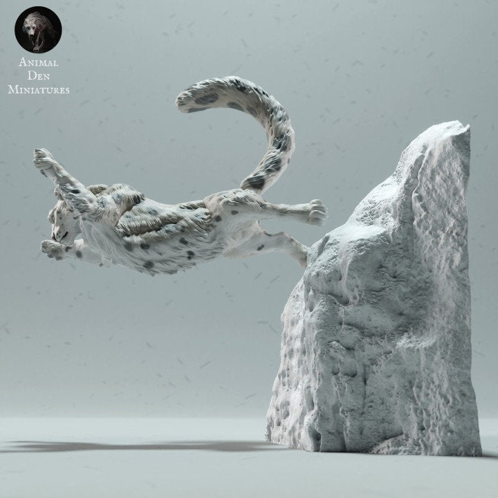 Snow Leopard - UNPAINTED - Animal Den Miniatures