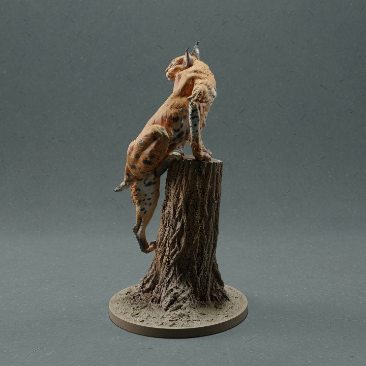 Bobcat climbing - UNPAINTED - Animal Den Miniatures