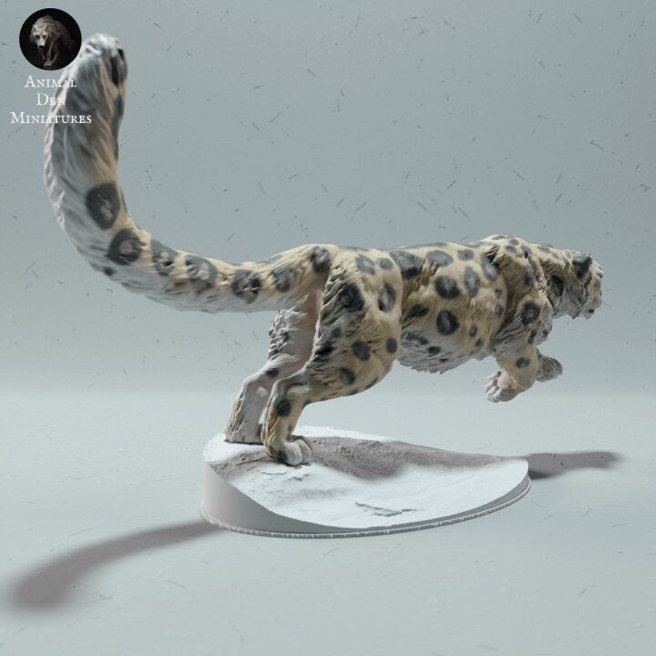 Snow Leopard - UNPAINTED - Animal Den Miniatures