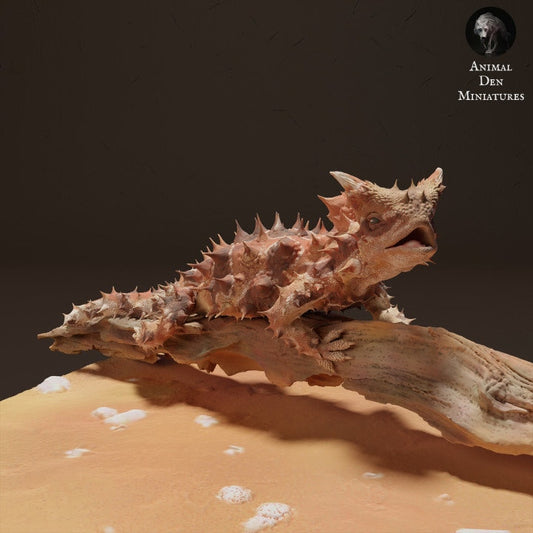 Thorny Devil on a branch - UNPAINTED - Animal Den Miniatures