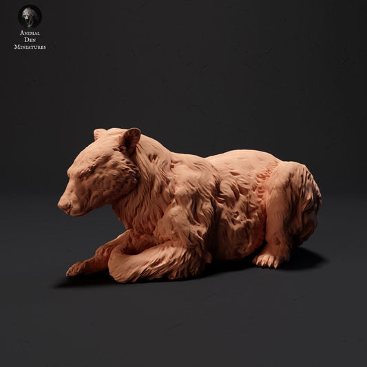 Black Bear Lying - UNPAINTED - Animal Den Miniatures