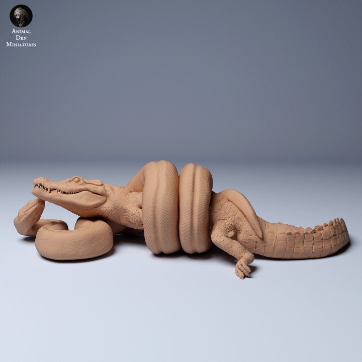 Green Anaconda vs Black Caiman - UNPAINTED - Animal Den Miniatures