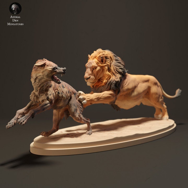 Lion Hunting a Spotted Hyena - UNPAINTED - Animal Den Miniatures