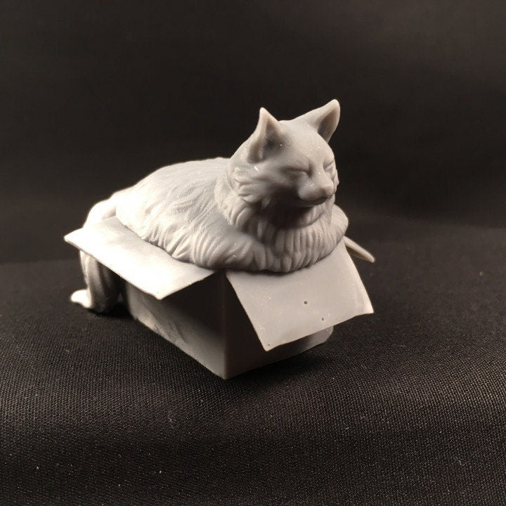 Fat cat in box - UNPAINTED - Animals & Creatures Minis