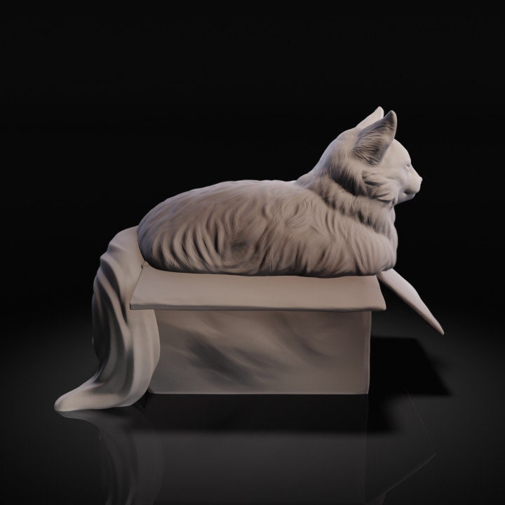 Fat cat in box - UNPAINTED - Animals & Creatures Minis