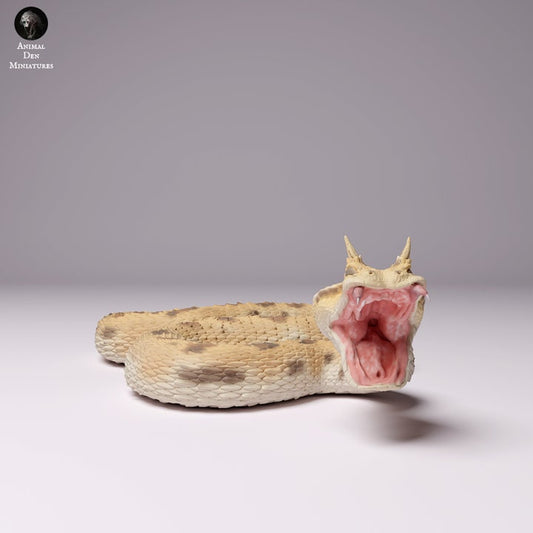 Saharan Horned Viper Attack - UNPAINTED - Animal Den Miniatures