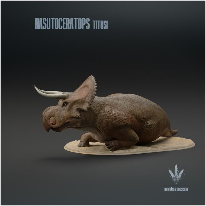 Nasutoceratops titusi : Sitting - UNPAINTED - Miniature Museum