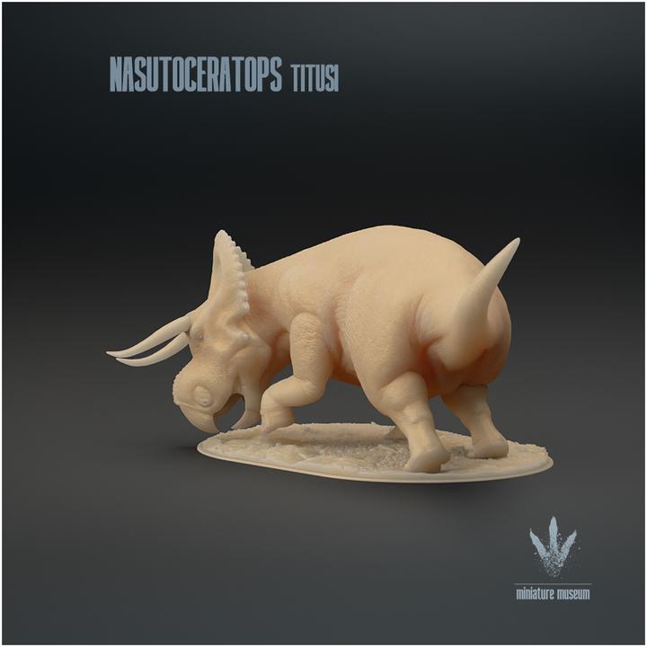 Nasutoceratops titusi : Charging - UNPAINTED - Miniature Museum