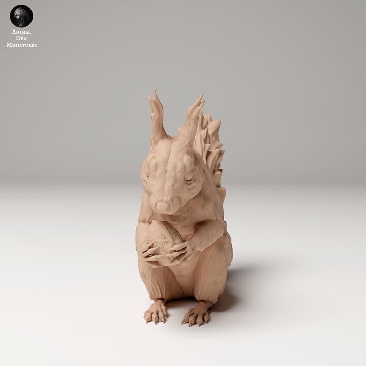 Red Squirrel and a Nut - UNPAINTED - Animal Den Miniatures