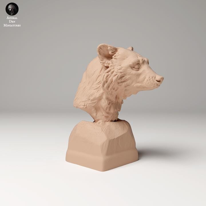 Common Raccoon Bust - UNPAINTED - Animal Den Miniatures