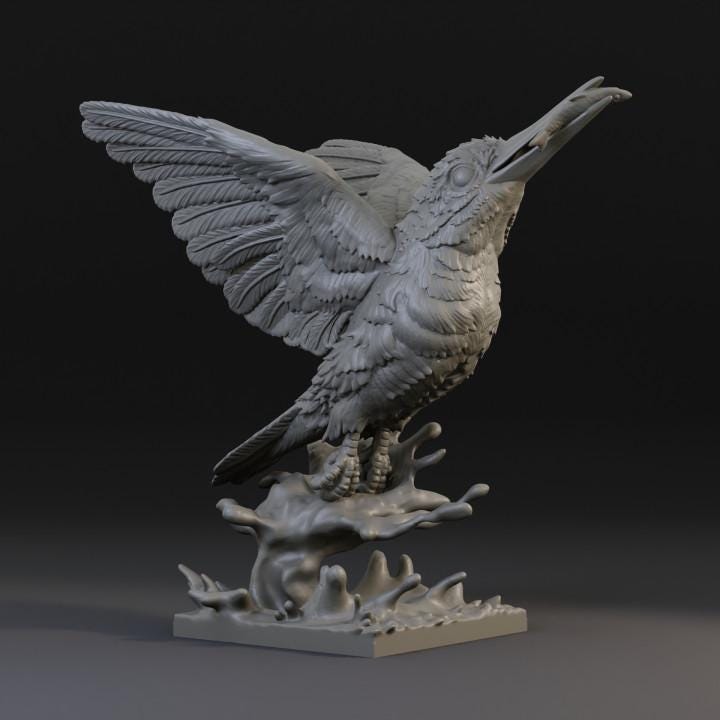 Kingfisher emerges with prey - UNPAINTED - Animals & Creatures Minis
