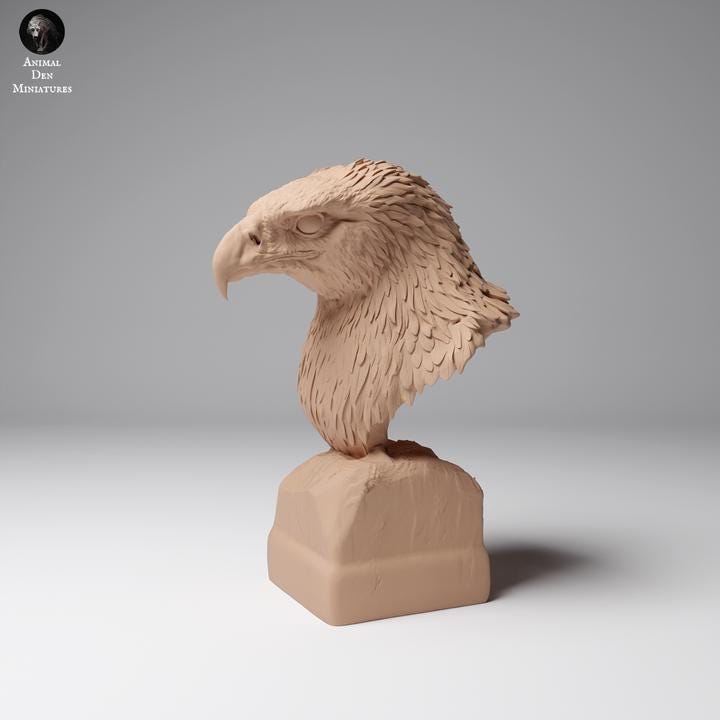 Golden Eagle Bust - UNPAINTED - Animal Den Miniatures