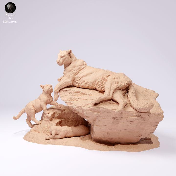 Mountain Lions on a Rock - UNPAINTED - Animal Den Miniatures