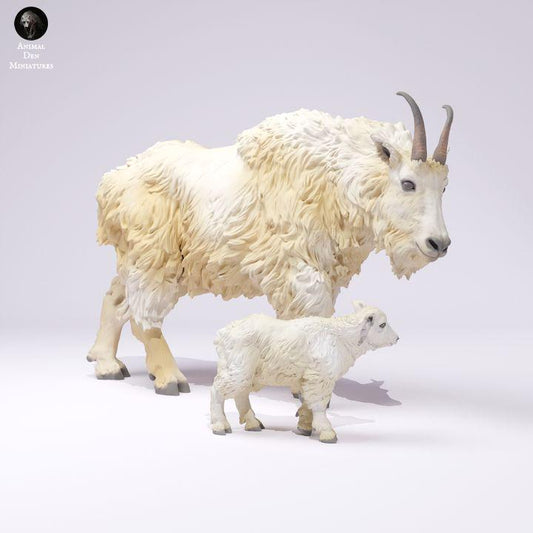 Rocky Mountain Goat and Kid- UNPAINTED - Animal Den Miniatures
