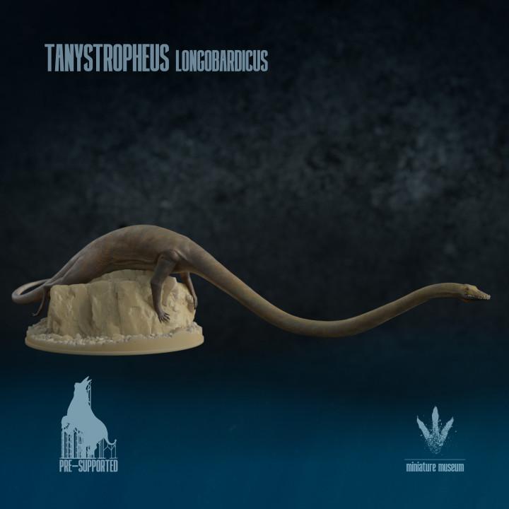 Tanystropheus longobardicus: Climbing on a Rock - UNPAINTED - Miniature Museum