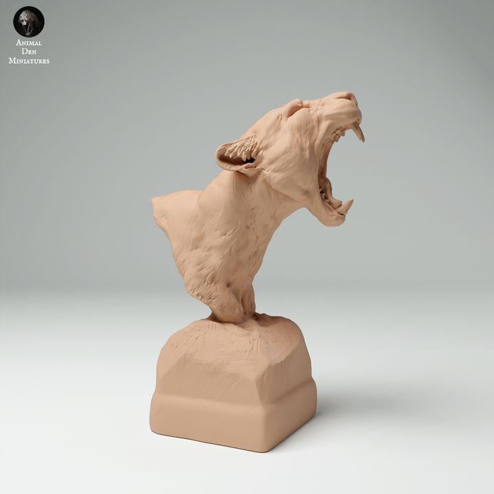 Clouded Leopard Yawning Bust - Animal Den Miniatures