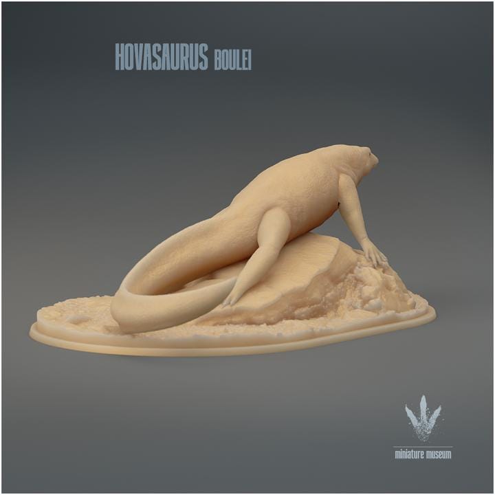 Hovasaurus boulei : The Ancient Reptile - UNPAINTED - Miniature Museum