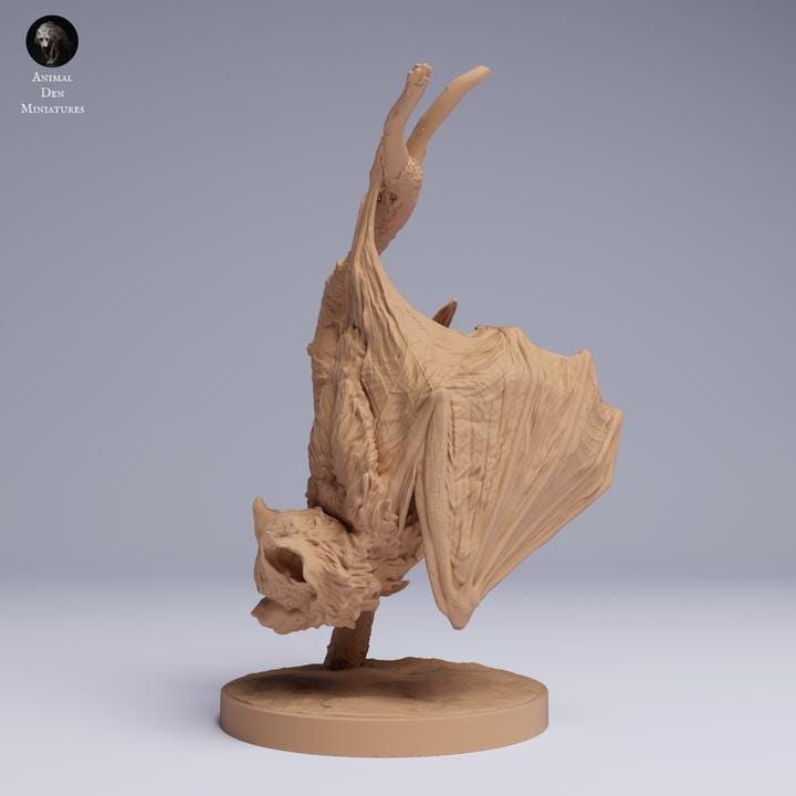 Kitti's Hog-Nosed (Bumblebee) Bat - UNPAINTED Figurine -Animal Den Miniatures