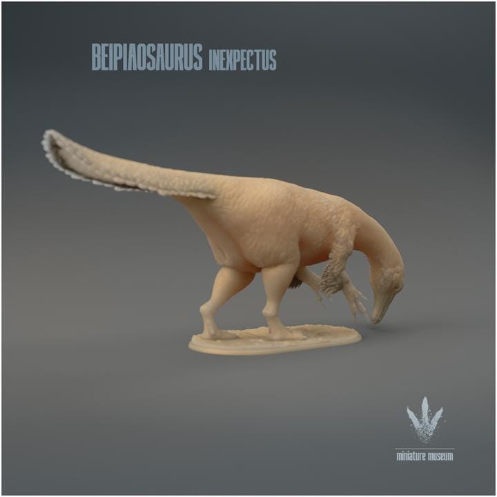 Beipiaosaurus inexpectus : Feeding - UNPAINTED 3D Figurine - Miniature Museum