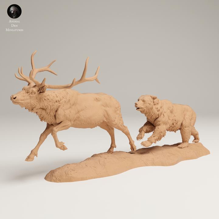Grizzly Chasing Rocky Mountain Elk - UNPAINTED 3D resin print/figure - Animal Den Miniatures