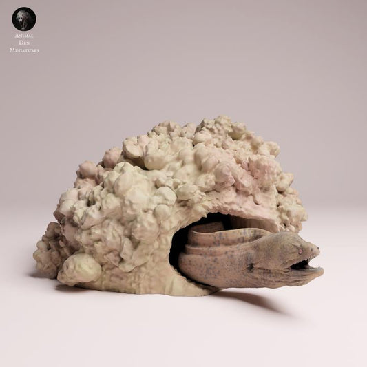 Giant Morray Eel Den - UNPAINTED 3D Resin Figure - Animal Den Miniatures